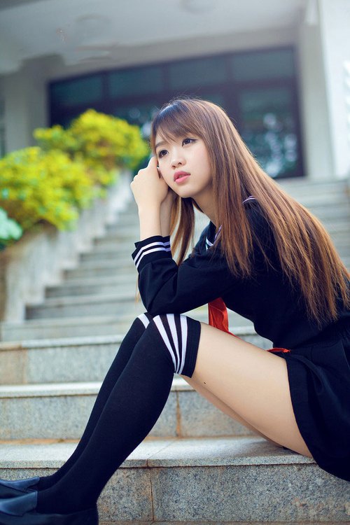 南安普敦客场大胜,积分逼近中游,南安普敦市